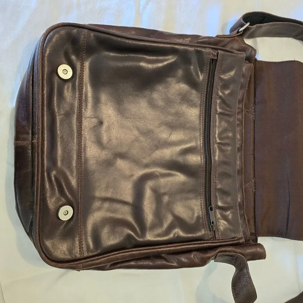 WILSON Leather Genuine Leather‎ Crossbody Bag Brown Unisex Laptop Bag